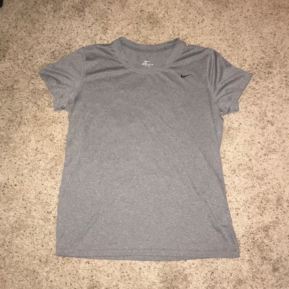 Nike Tops - Nike Dry Fit Shirt Nike Tops - Nike Dry Fit Shirt